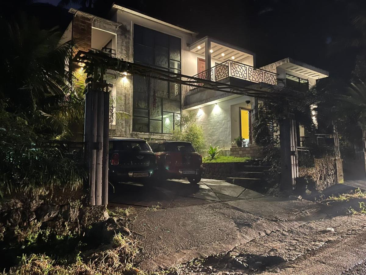 Orchid Villa Pinangode Bagian luar foto
