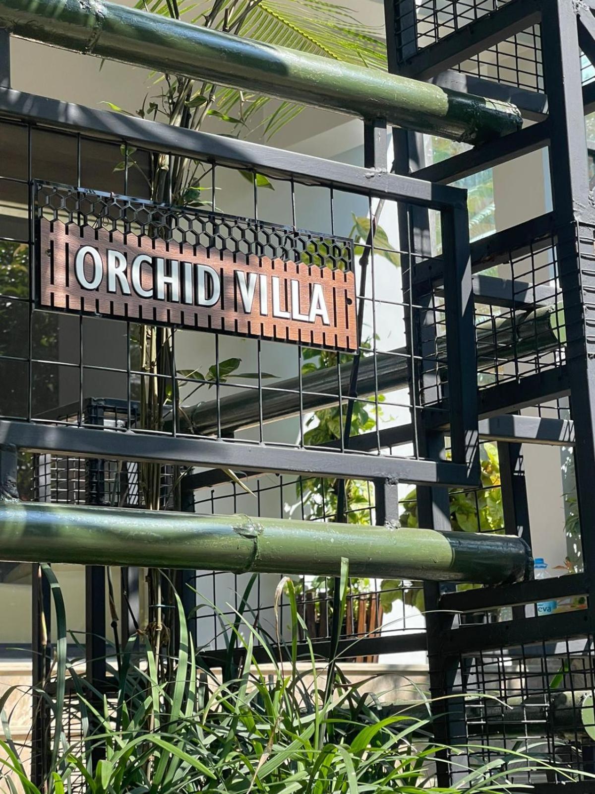 Orchid Villa Pinangode Bagian luar foto