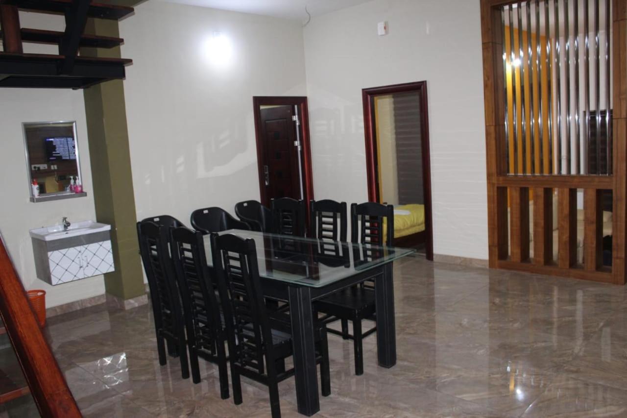 Orchid Villa Pinangode Bagian luar foto